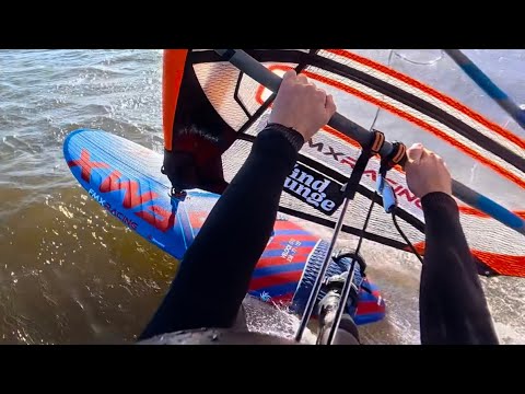 Видео: У меня есть доска для виндсёрфинга и фрирайда. FMX Veloce 122.