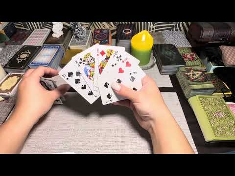 Видео: ЧТО ОН СЕГОДНЯ ДУМАЛ О ВАС ⁉️ВСПОМИНАЛ ⁉️#гадание #гаданиеонлайн #таро