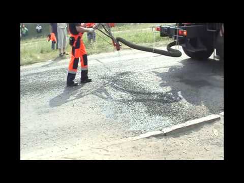 Видео: КДМ-316 с комплектом оборудования для ямочного ремонта