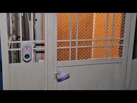 Видео: Лифт в контейнерный дом: кнопки вызова