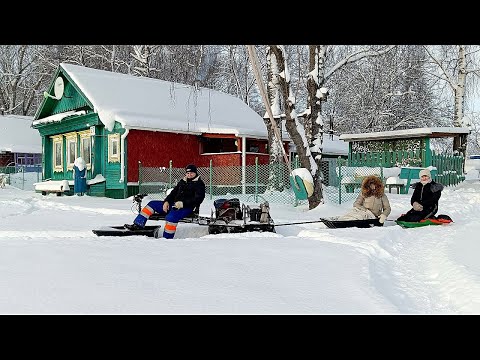 Видео: Уехали в деревню на мотособаке . Мороз лютует. Нашли труп.