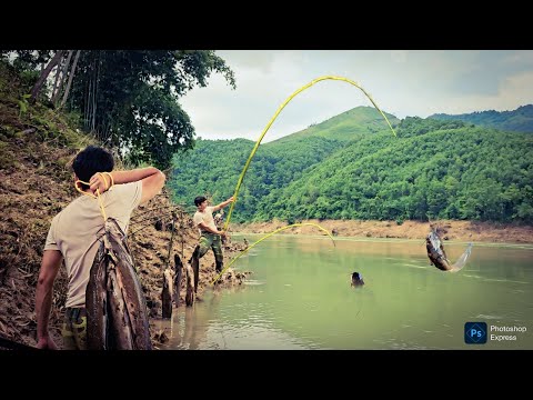 Видео: Он не ожидал, что его простые навыки рыбалки позволят поймать столько крупной рыбы.
