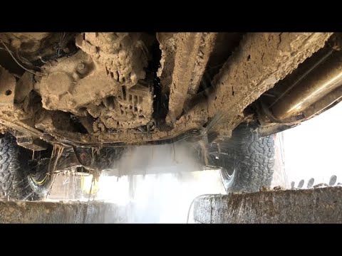 Видео: Грязная ванна! Как отмыть DIRTY 4x4 OFF ROAD JEEP? # Engine CLEAN #ASMR