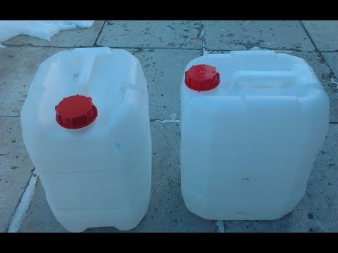 Видео: НЕ ВЫБРАСЫВАЙТЕ ПЛАСТИКОВЫЕ КАНИСТРЫ/ ПРИМЕНЕНИЕ СТАРОЙ КАНИСТРЫ/ Крутая самоделка