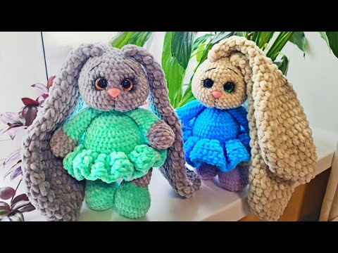 Видео: Зайка из плюшевой пряжи крючком|МК Часть 3| с длинными ушками, амигуруми подробное описание вязания