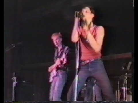 Видео: группа Объект Насмешек Рикошет ДК Пищевиков 1988 год