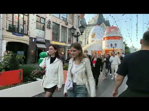 Видео: Зеленая зона от Кузнецкого Моста до Тверской улицы