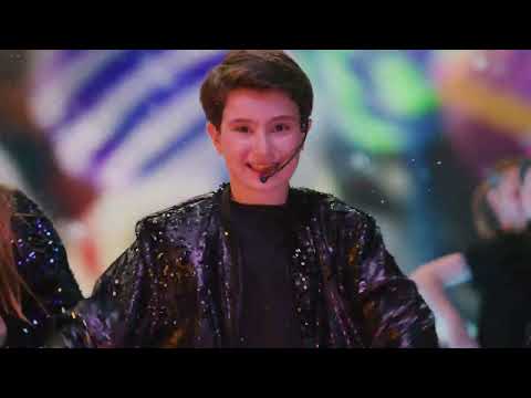 Видео: Вячеслав Макаров и хор Академии Игоря Крутого (Пять минут)