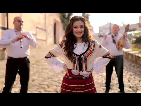 Видео: Михаела Костуркова " Мъри Димке"