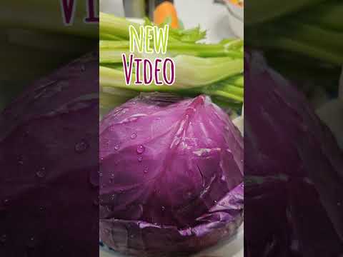 Видео: Мариновала овощи.