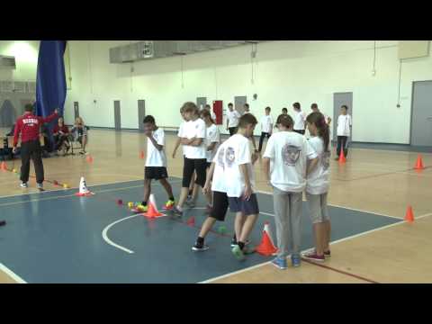 Видео: Урок физической культуры, Азманов_Р.Т., 2014