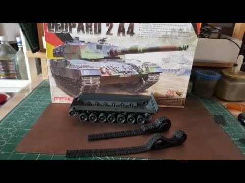 Видео: Мой первый MENG!!! Leopard 2A4 (Meng) 35 scale - шаг 1
