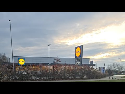 Видео: ЖИЗНЬ В ЛАТВИИ! в прямом эфире!