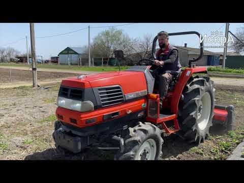 Видео: Первое фрезерование почвы в этом году. Минитрактор Кубота GI 320