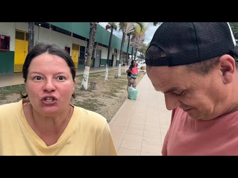 Видео: ЭКВАДОР КАТЯ МЕНЯ ВЫГНАЛА ИЗ ДОМА ПРИЕХАЛ ВЕТВРАЧ ПЕРЕПИЛ