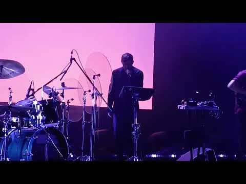 Видео: Дельфин — Весна / Москва, клуб Atmosphere, 24.10.2025