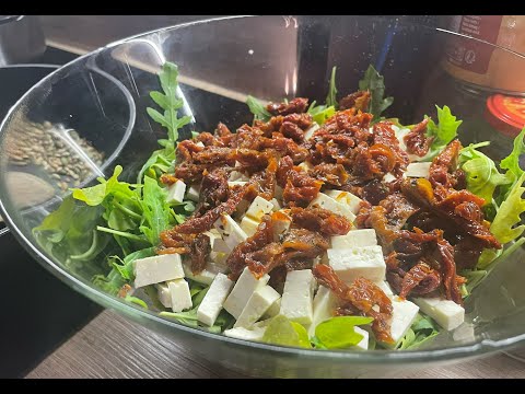 Видео: Польский салат от Агнешки. С макаронами и рукколой.