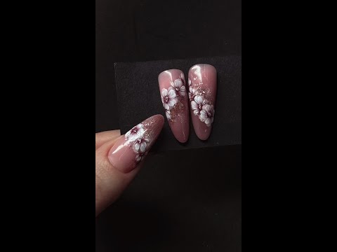 Видео: Флористика 2.0 + "шелковый эффект" магнитных гель-лаков. #nailart #флористика #маникюр