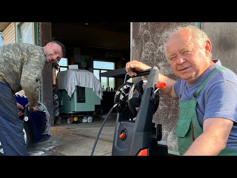 Видео: Кузов на зіл 131 ( мерседес) мийка високого тиску  Дніпро М PW-18RI