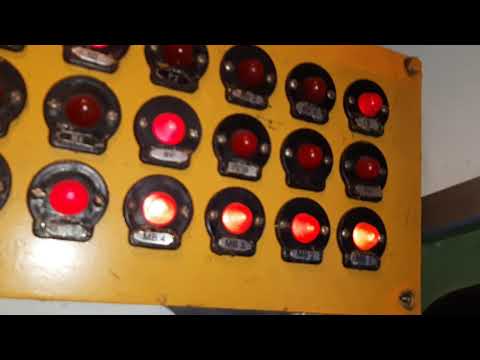 Видео: Электровоз ВЛ80С. Откл.  ГВ  при наборе, сброса.