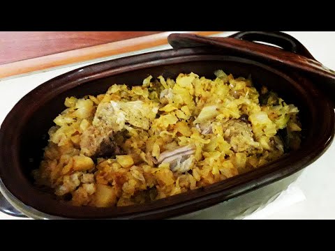 Видео: Кисело зеле със свинско месо в гювеч