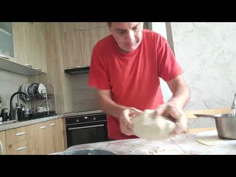Видео: Замесване на тесто за питка 