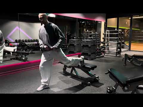 Видео: Упражнение: болгарские выпады 