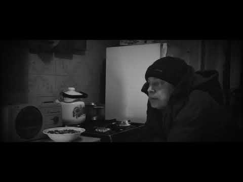 Видео: горин греется под холодные стены