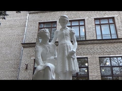 Видео: Туристам этого в Печорах не покажут