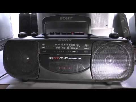 Видео: Sony CFS-E14 - обзор магнитолы