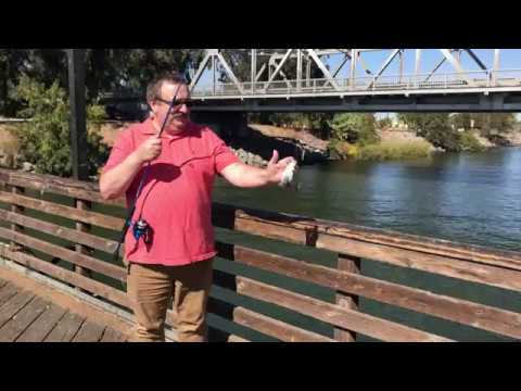 Видео: Рыбалка в США. Fishing in California (Sacramento rever).