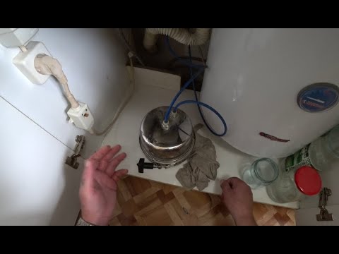 Видео: АКВАФОР Фаворит ЗАМЕННА сменного КАРТРИЖА В150:))