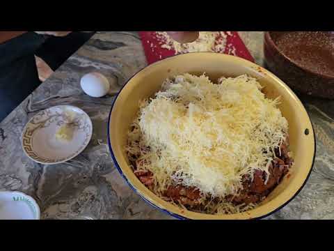 Видео: Баклажаны со вкусным фаршом.