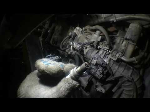 Видео: Форсунка скутеров SYM.Часть 2  (потеря мощности, компрессия)