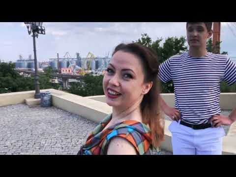 Видео: И.Дунаевский. Терцет из оперетты "Белая акация". А.Левенчинская, Н.Пироженко, М.Фастаковский.