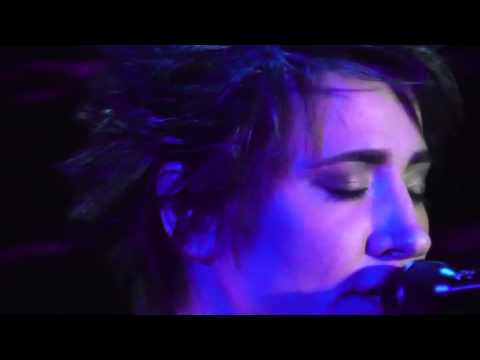 Видео: Земфира - Малыш (Пикник Афиши 2015)