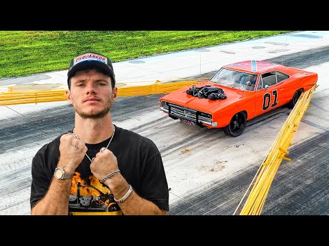 Видео: Запуск автомобилей с помощью гигантской рогатки