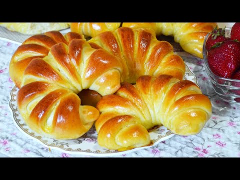 Видео: ПЫШНЫЕ БУЛОЧКИ с клубничной начинкой🍓Танюшина кухня