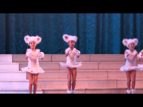 Видео: Танец Пушистый мяу "Орленок" г. Красноярск  2015