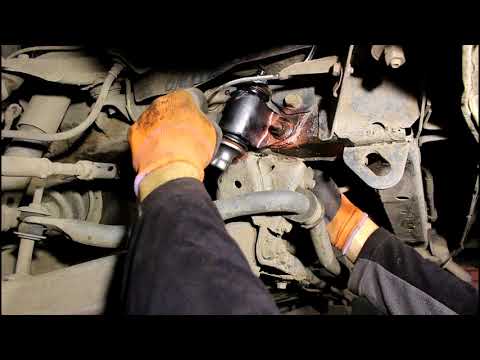 Видео: Замена рулевого маятника Ford Ranger 2,5 TURBO Форд Рейнджер 2007 года