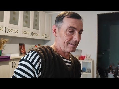 Видео: БРАТ НАГОТОВИЛ ПЛОВА❤ПОКАЗАЛ БАНЮ, ВИНОГРАДНИКИ ❤ТЯЖЕЛО УЕЗЖАТЬ ИЗ СТАНИЦЫ @ShindrMindr_Official