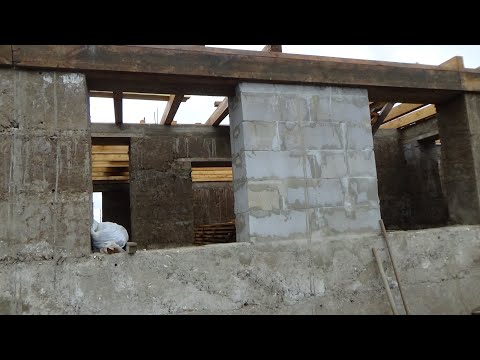 Видео: Дом с опилкобетона. Прошел год как начали строить Дом.