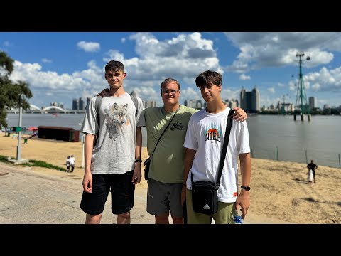 Видео: Китай: выбрались в Харбин, гуляем по набережной Сунгари, пробуем китайский самовар.