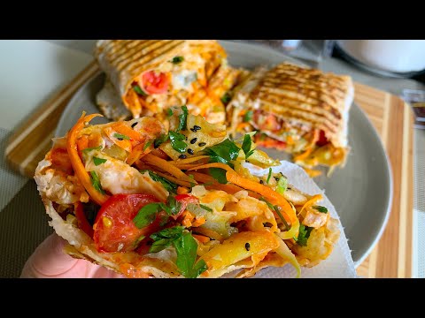 Видео: Как ПРИГОТОВИТЬ ШАУРМУ ДОМА! Сочная и Вкусная ШАУРМА! Delicious SHAWARMA at home!