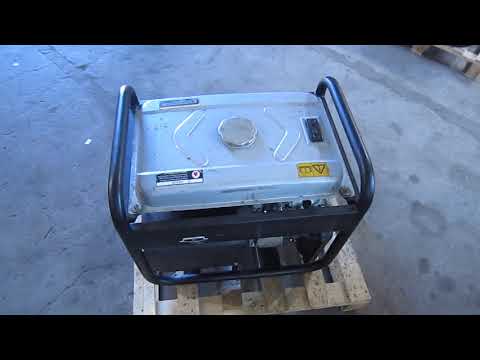 Видео: 050 330 90 40 Каким бензином заправлять генератор;  как часто менять или доливать масло