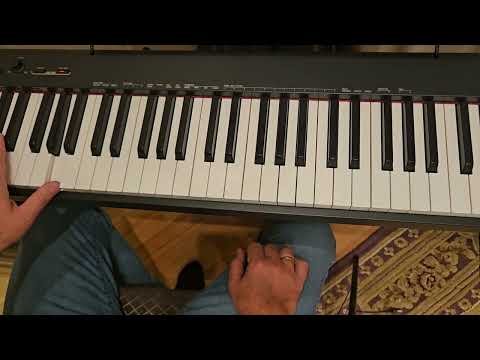 Видео: "До свидание лето", разбор  как сыграть аккомпанимент по аккордам на фортепиано 🎹 