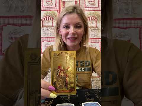 Видео: Королева Мечей - строга, но справедлива 🙌