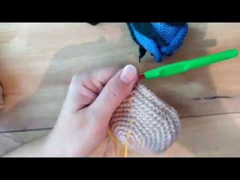 Видео: Зайка - Тильда Софи, крючком//  Туловище//  Вязальное настроение//
