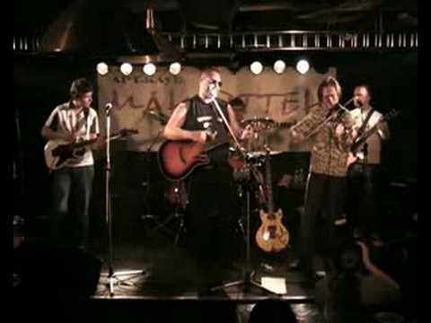 Видео: Полковник и однополчане, Солдат на привале