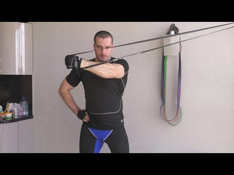 Видео: Приведение руки с резиной: техника и нюансы